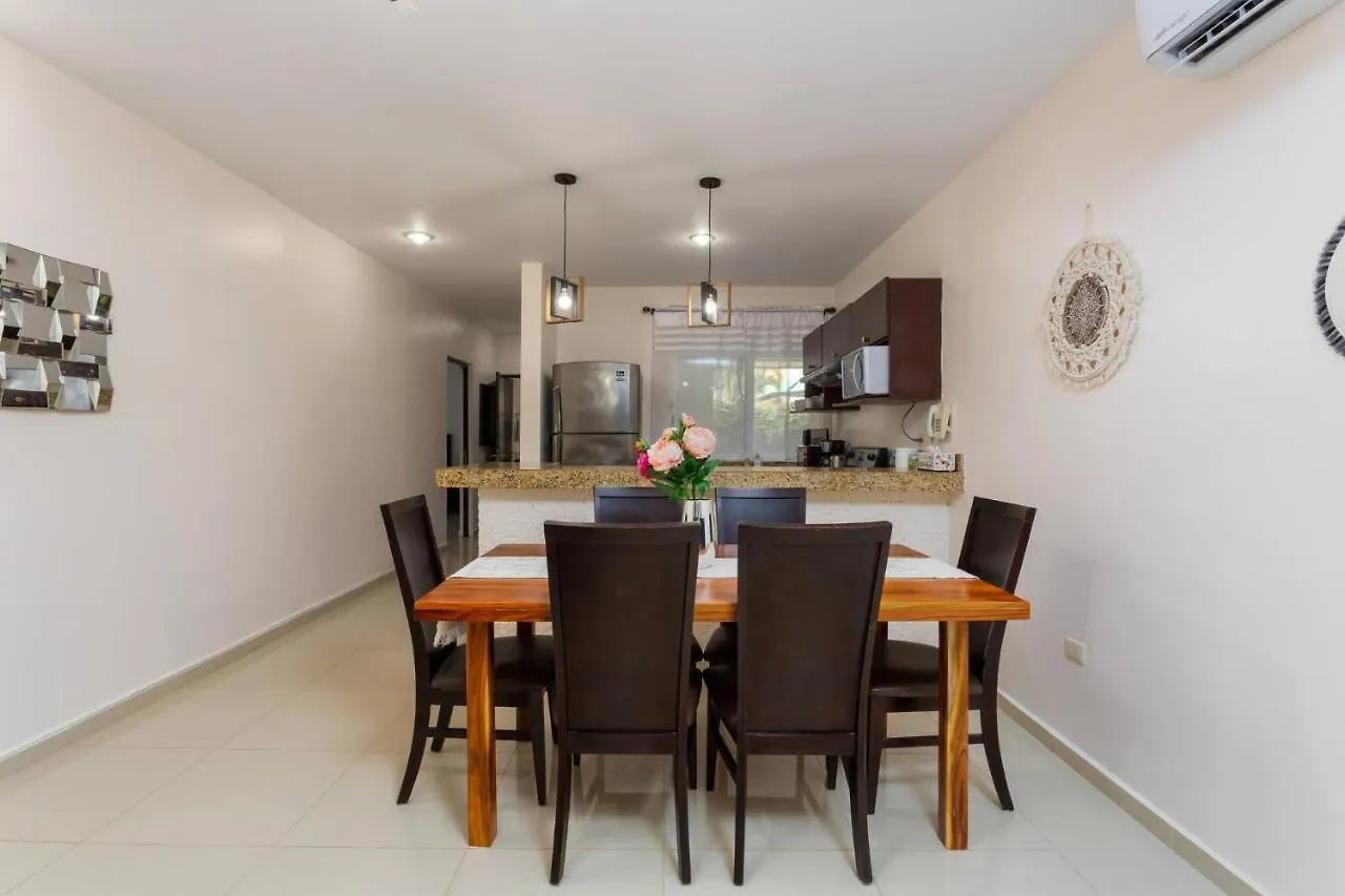 Affordable 1 Bedroom Condo For Families - Near 5Th Playa del Carmen