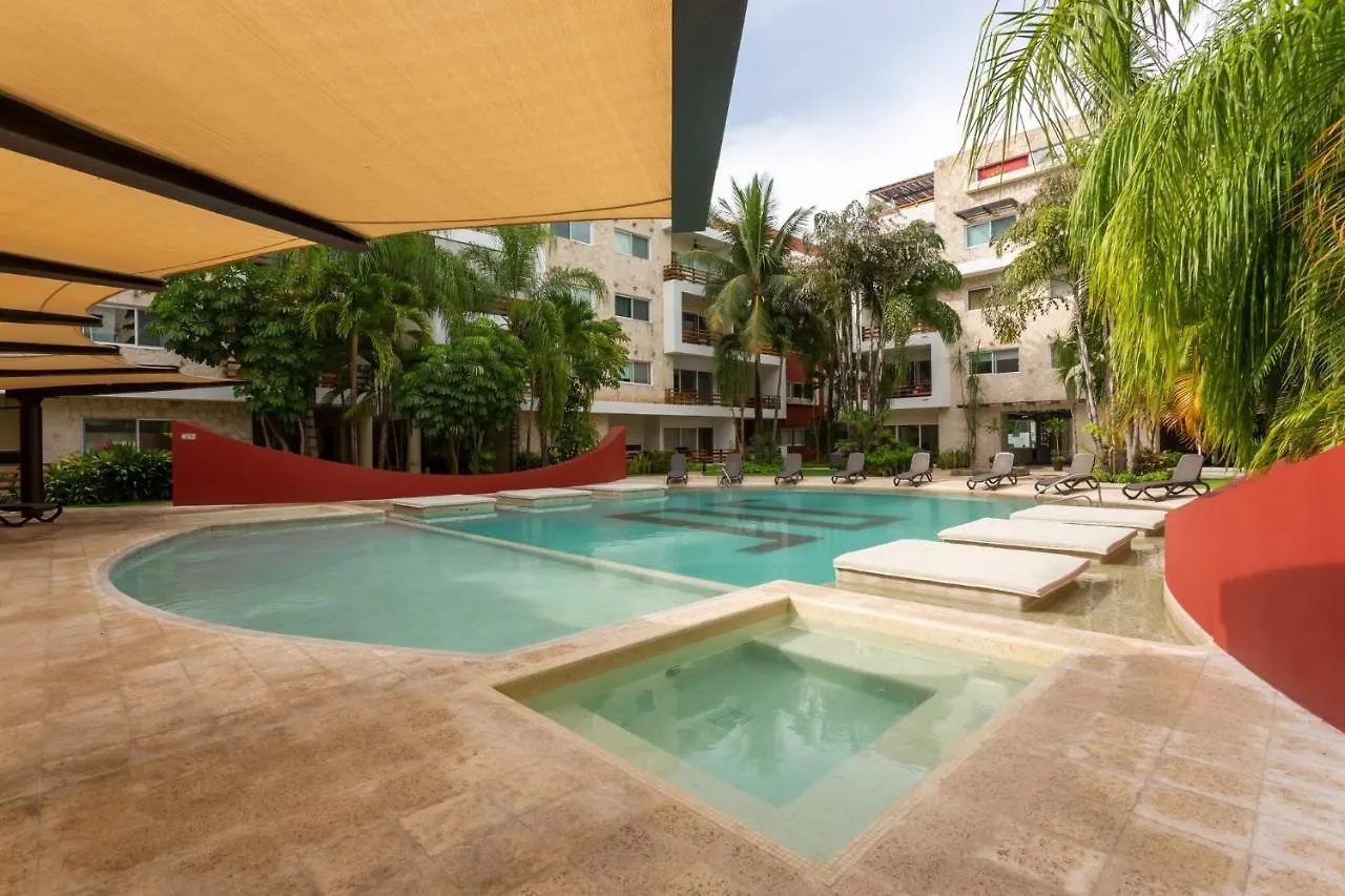 Affordable 1 Bedroom Condo For Families - Near 5Th Playa del Carmen Meksika